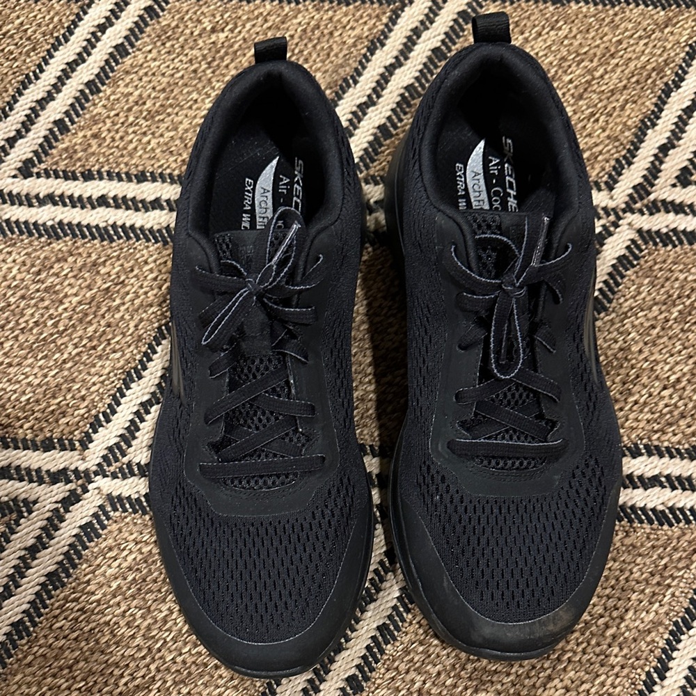 Skechers Men's Black Mesh Athletic Shoes